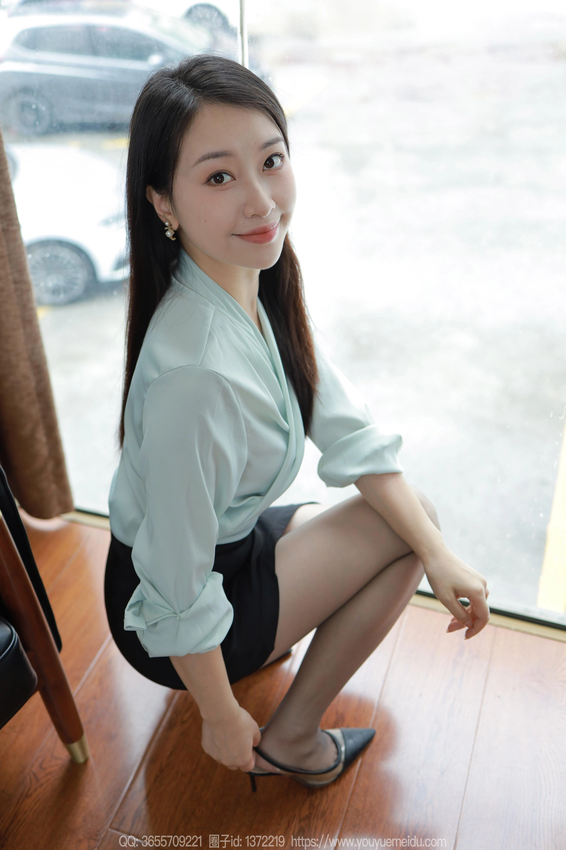 [IESS异思趣向] 2024.07.14 丝享家 1793 小婕《灰色丝》 2